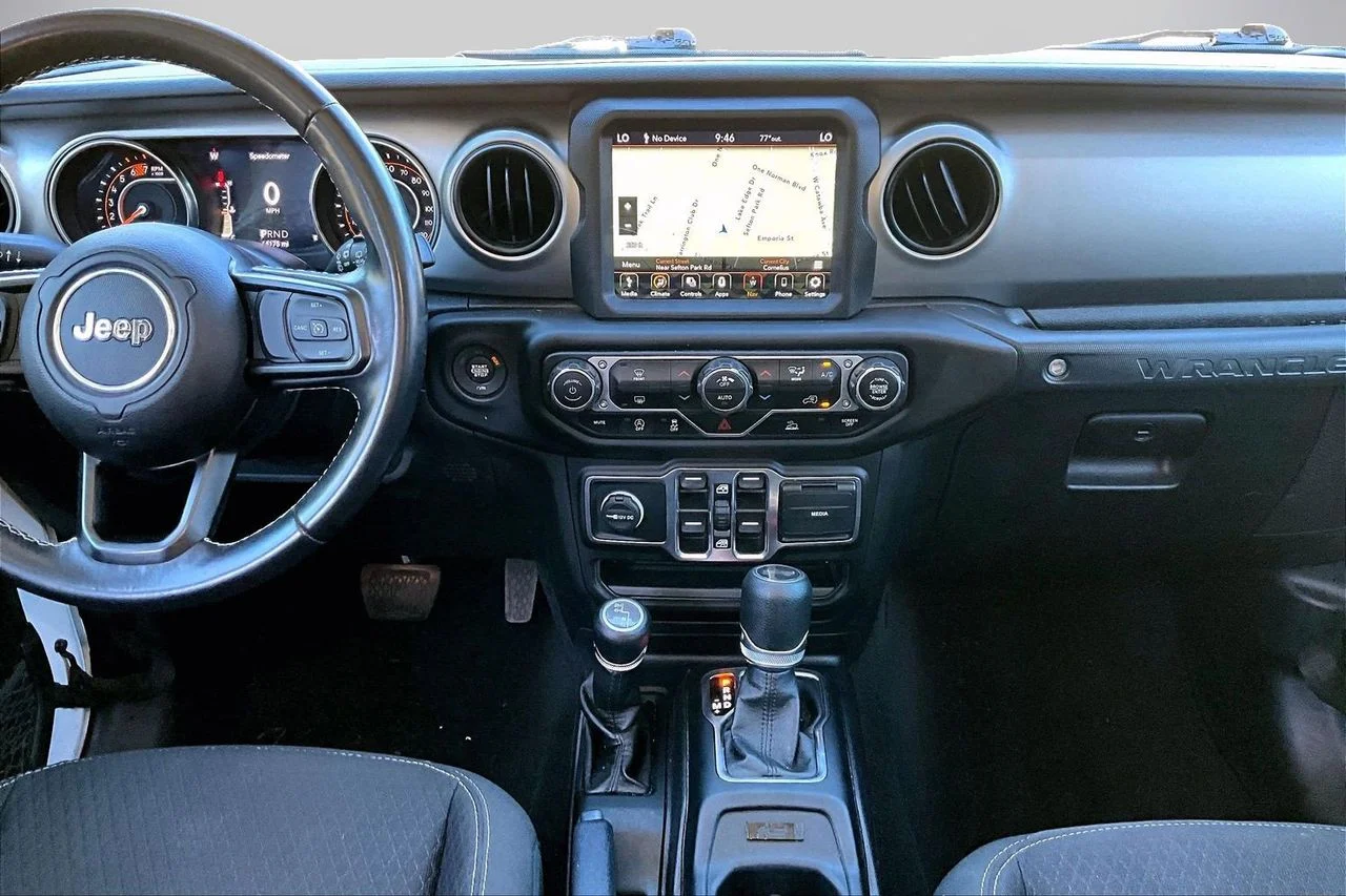 Used 2021 White Jeep Sport S image 12