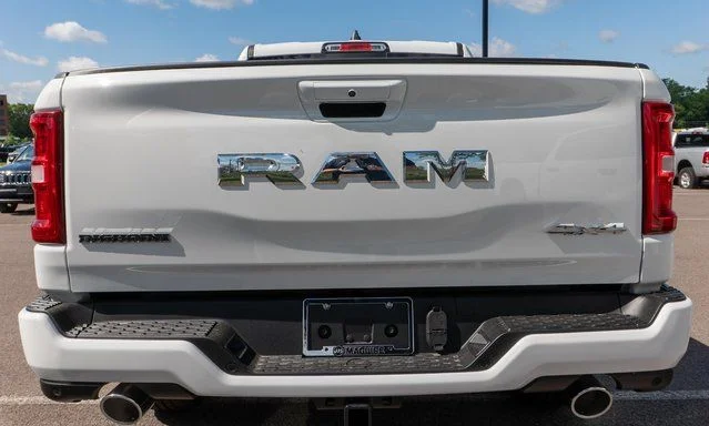 New 2026 Bright White Clear-Coat Exterior Paint RAM Big Horn/Lone Star image 6