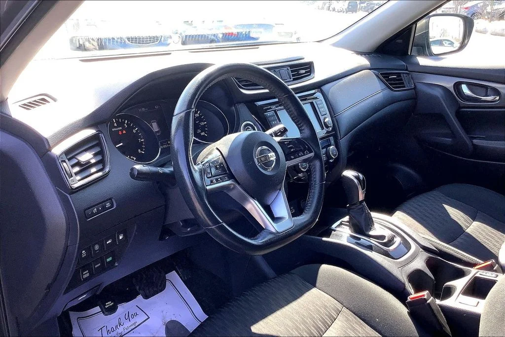 Used 2020 Gray Nissan SV image 14