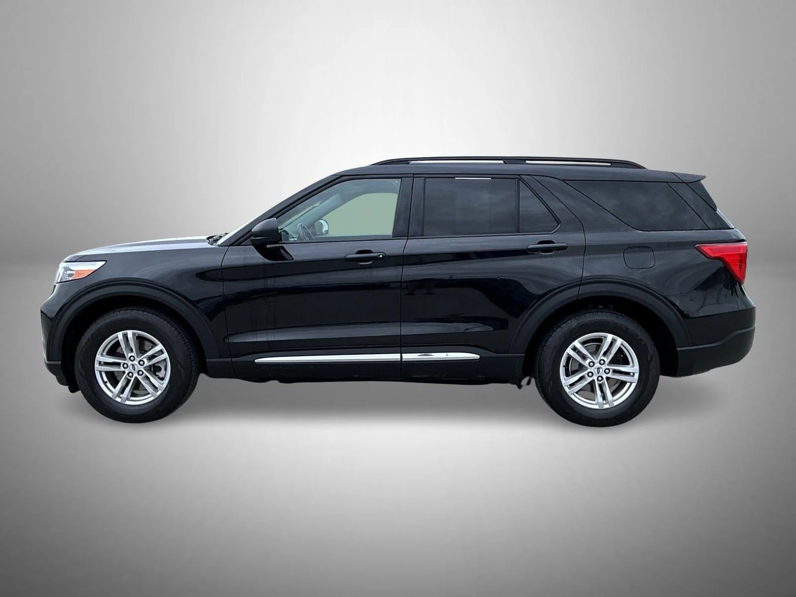 Used 2020 Black Ford XLT image 8