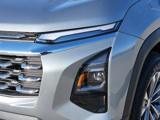 New 2026 Sterling Gray Metallic Chevrolet LT image 30