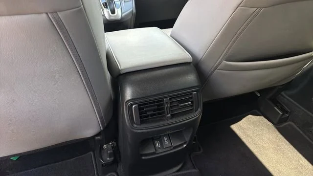 Used 2020  Honda EX-L image 23