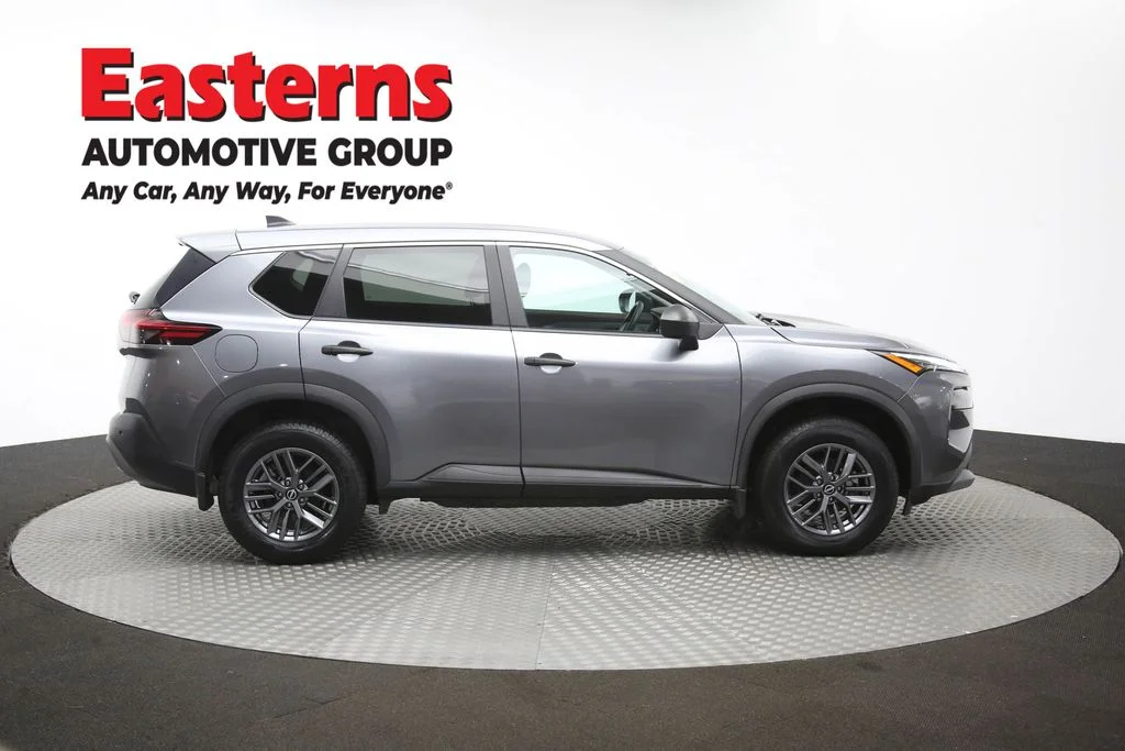 Used 2023 Gray Nissan S image 44