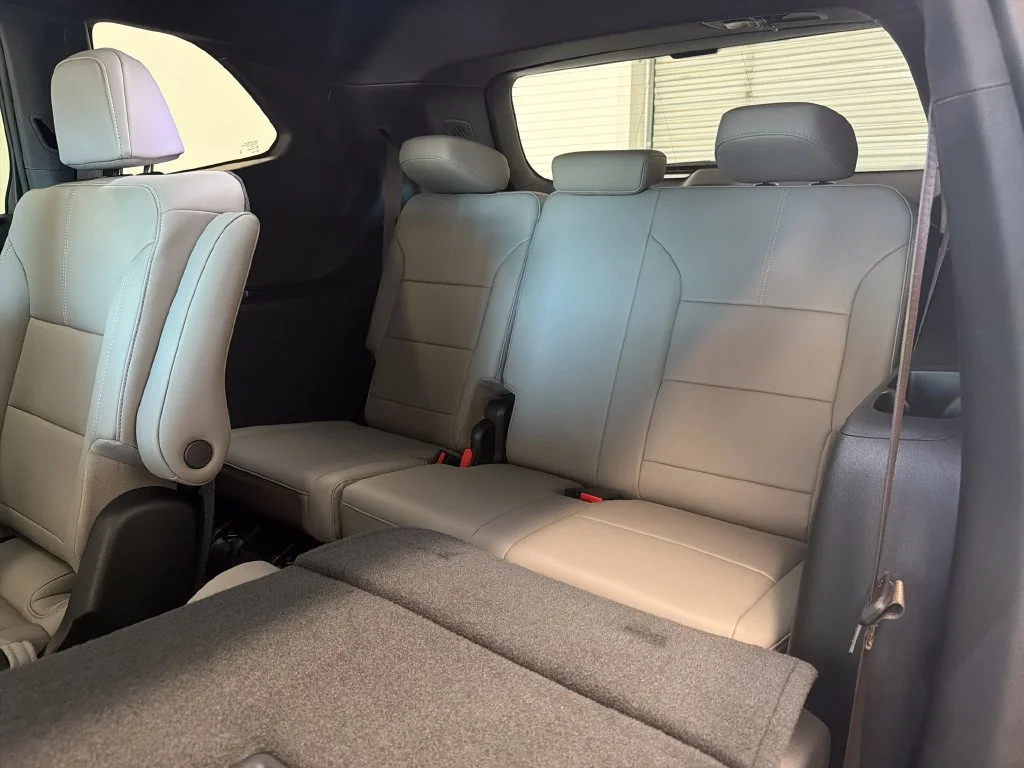 New 2027 Summit White GMC Elevation image 12