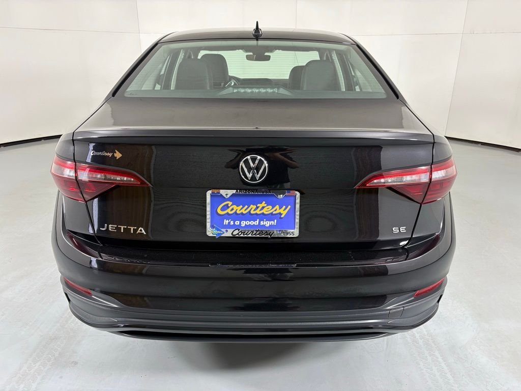 Used 2024 Black Volkswagen 1.5T SE image 7