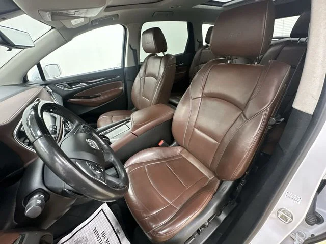 Used 2018 White Buick Avenir image 14