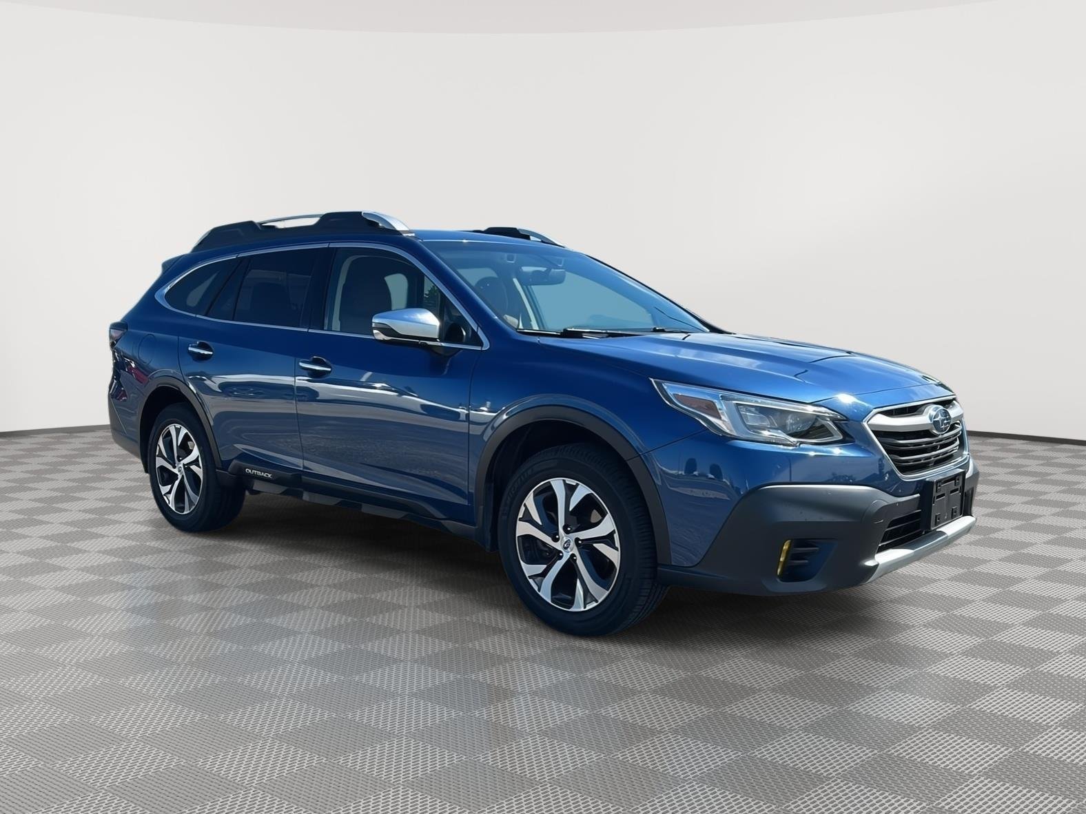 2022 Subaru Outback Touring XT's photo