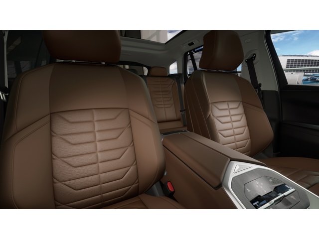 New 2027 475/Black Sapph BMW 40 xDrive image 11