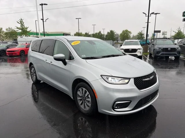 2023 Chrysler Pacifica Hybrid