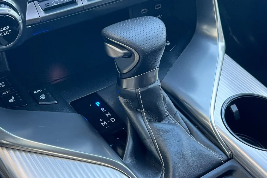 Certified Used 2026 White Lexus 600 F SPORT image 27