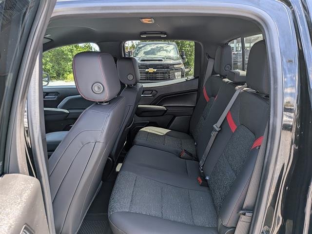 2025 Chevrolet Colorado Z71 - Photo 13
