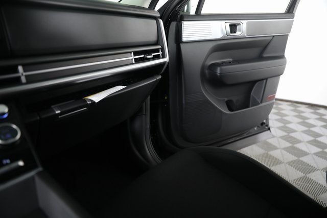 2026 Hyundai Santa Fe SE - Photo 13