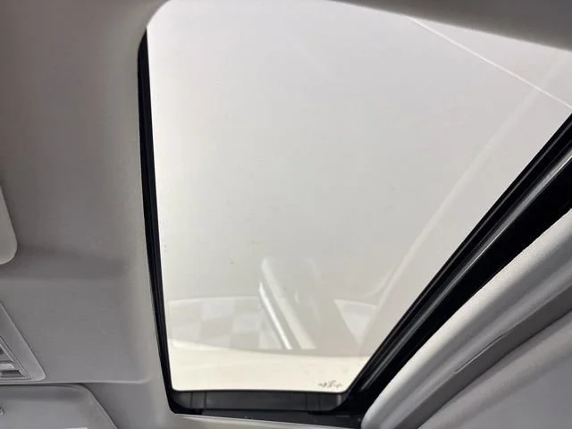 Used 2019 White Honda Touring image 14