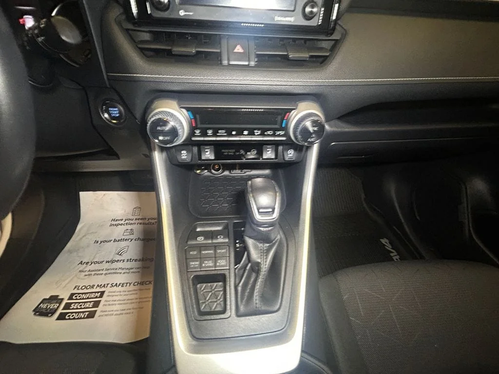 Used 2020 Super White Toyota XLE image 12
