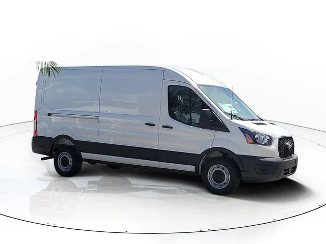 New 2026 Oxford White Ford Base image 4