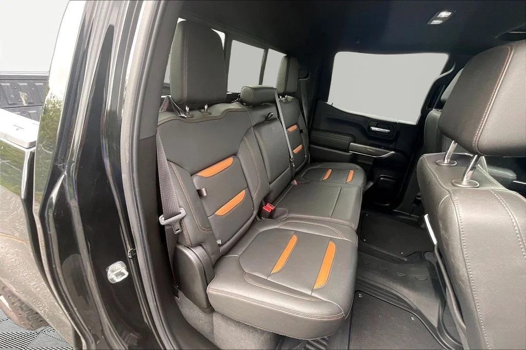 Used 2022 Onyx Black GMC AT4 image 29