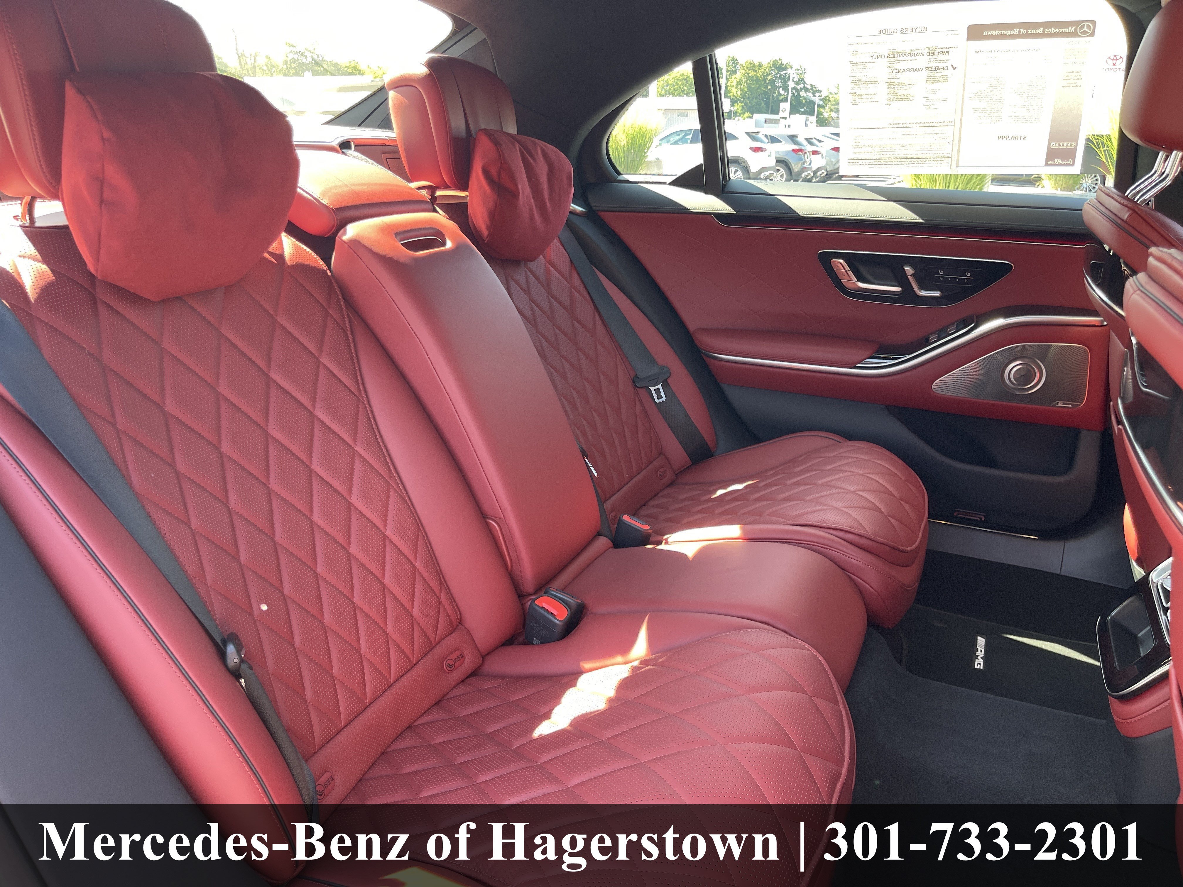 Certified Used 2025 Obsidian Black Metallic Mercedes-Benz S 580 4MATIC® Sedan image 28