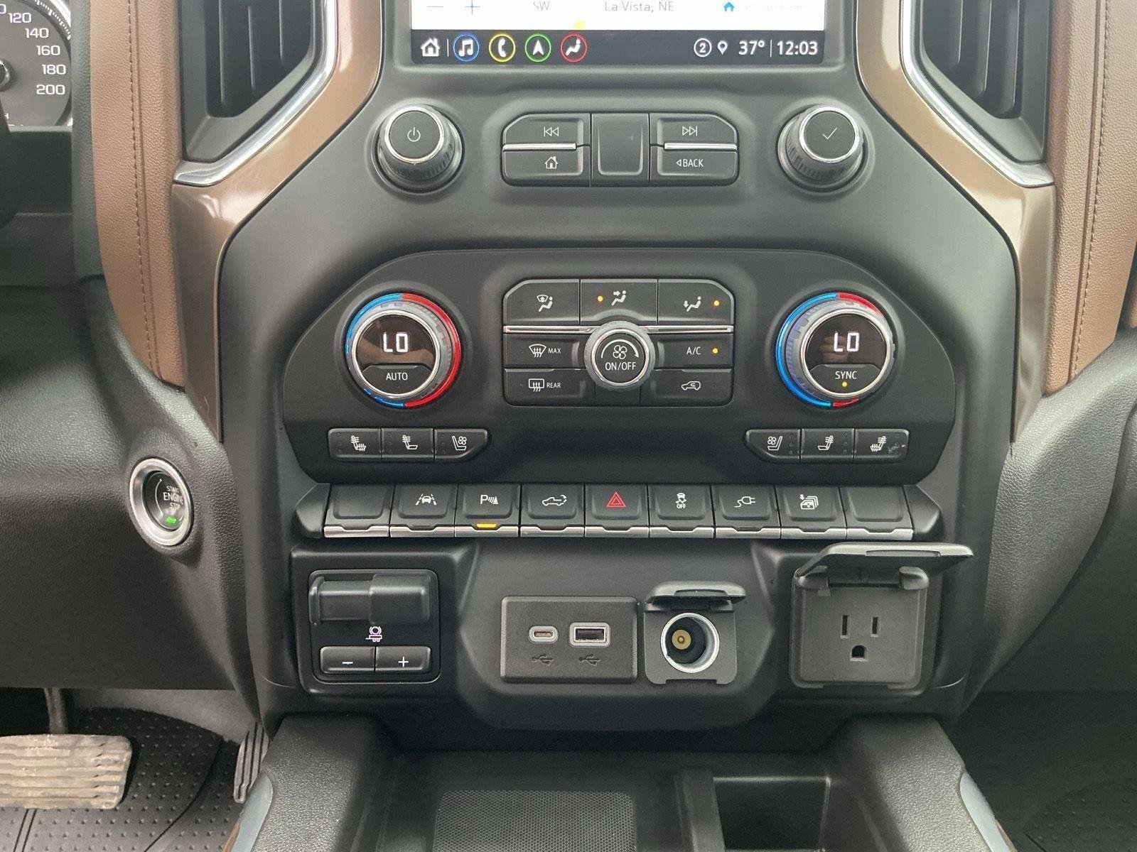 Used 2022 Iridescent Pearl Tricoat Chevrolet High Country image 14