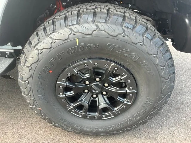 New 2026 White Ford Raptor image 17