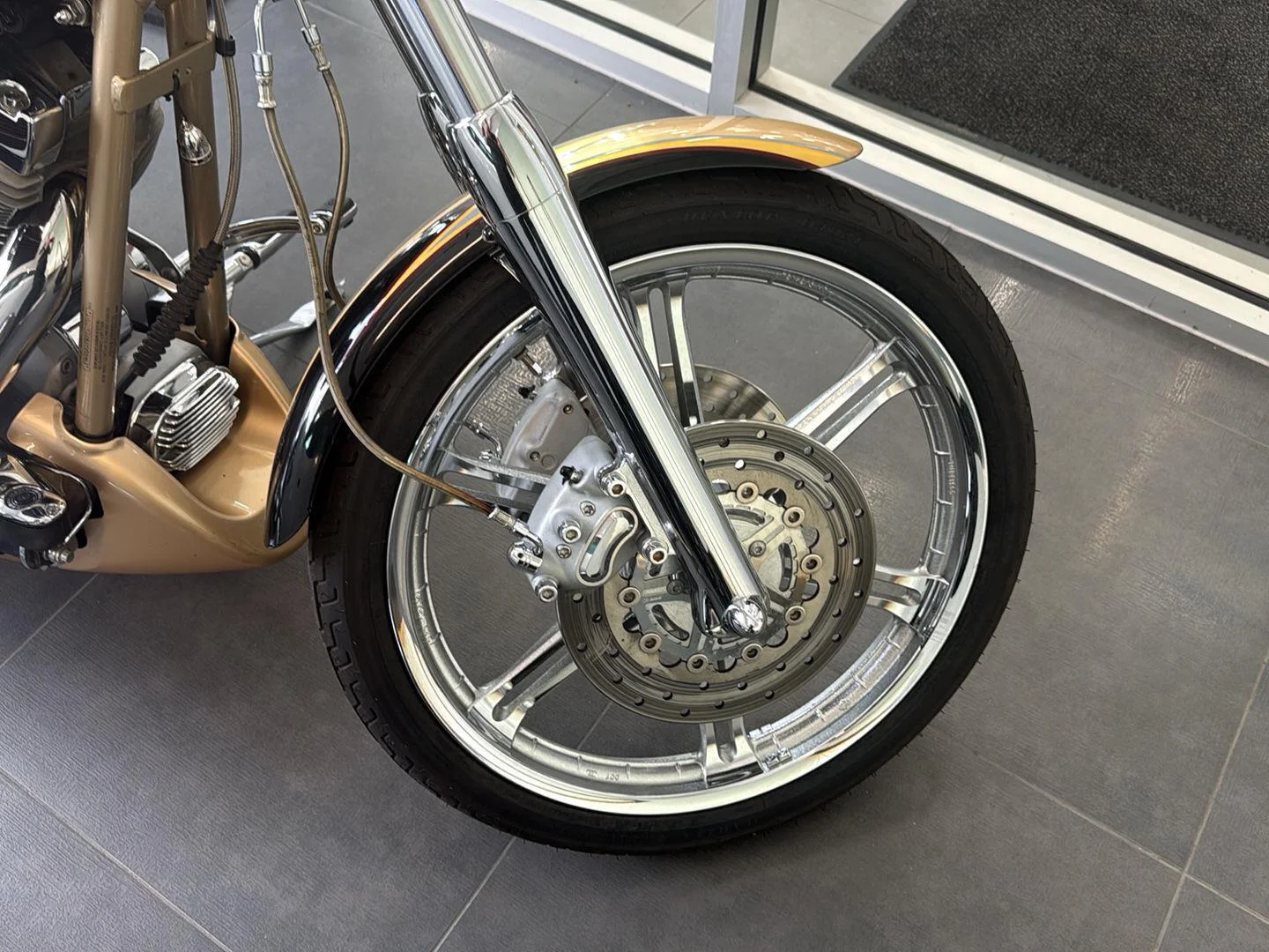 Used 2003 gold Harley Davidson Screaming Eagle image 10