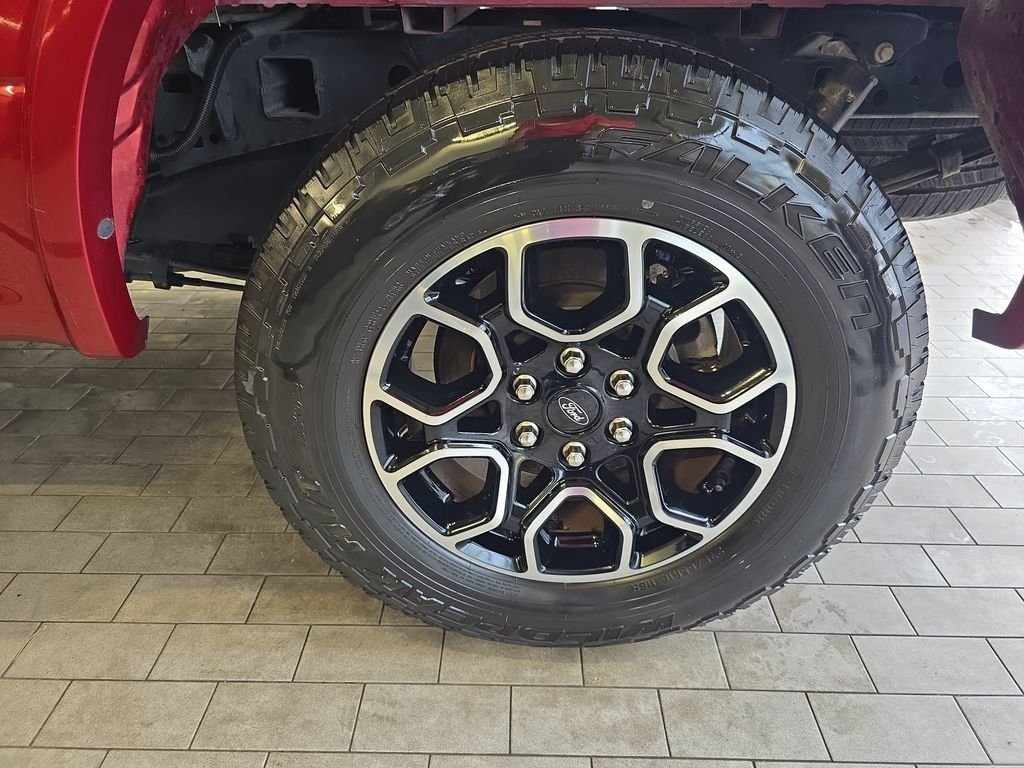 Used 2015 Red Ford Lariat image 36