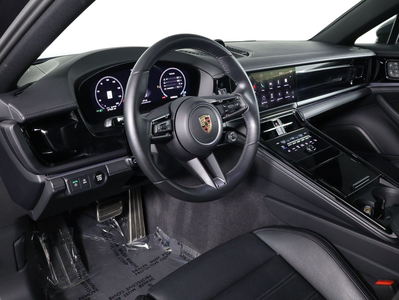 Certified Used 2024 Volcano Grey Metallic Porsche  image 4