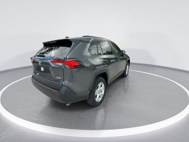 2021 Toyota RAV4 XLE - Photo 7