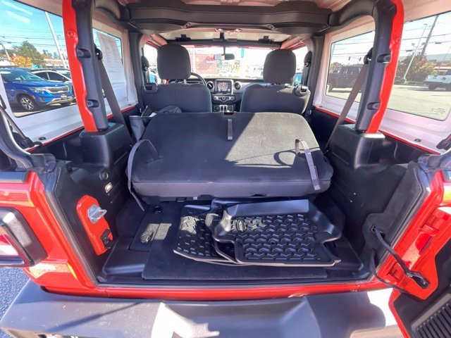 Used 2020 Punkn Metallic Clearcoat Jeep Sport S image 12