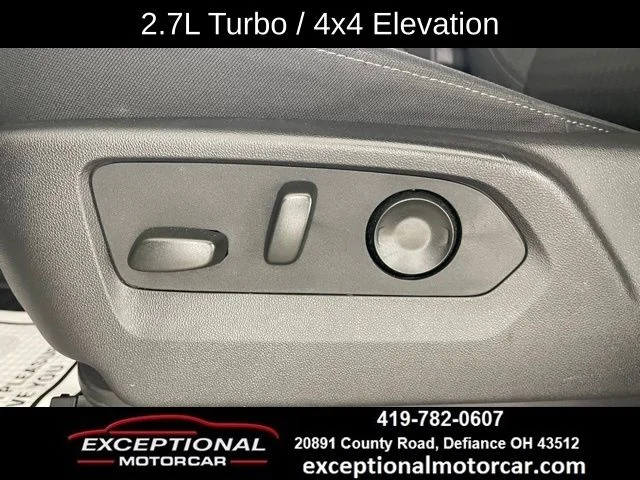 Used 2024 White GMC Elevation image 33