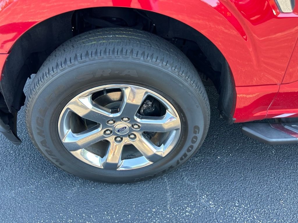 Used 2021 Red Ford XLT image 14