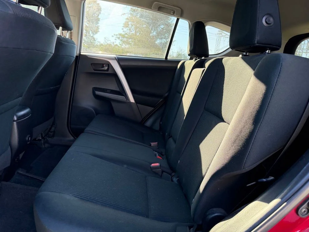 Used 2018 Red Toyota LE image 14
