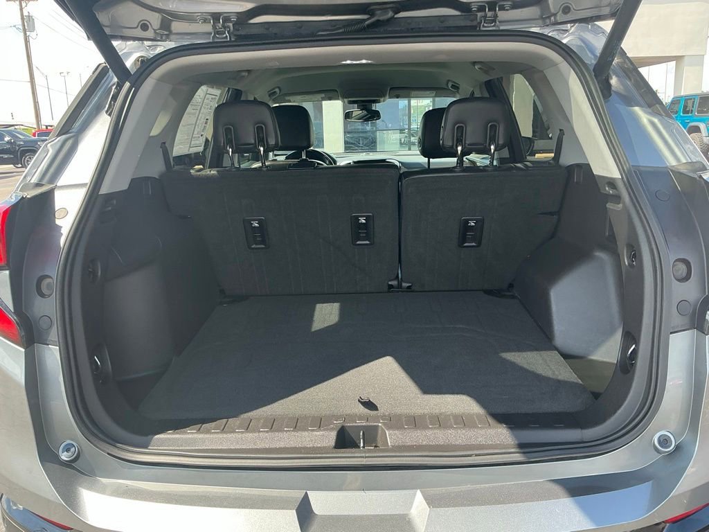 Used 2019 SATIN STEEL METALLIC GMC SLT image 22