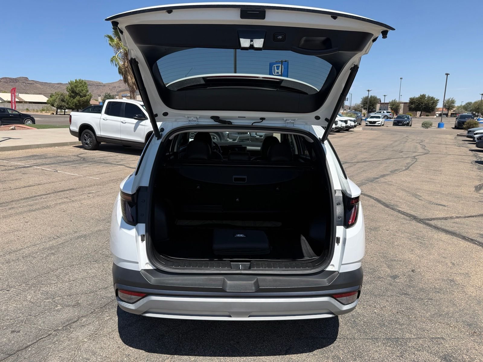 2025 Hyundai Tucson SEL Convenience - Photo 36