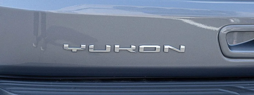 Used 2022 Gray GMC SLE image 16