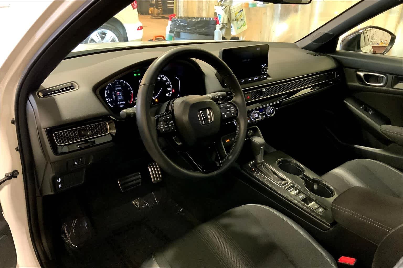 Used 2024 Platinum White Pearl Honda Sport image 32