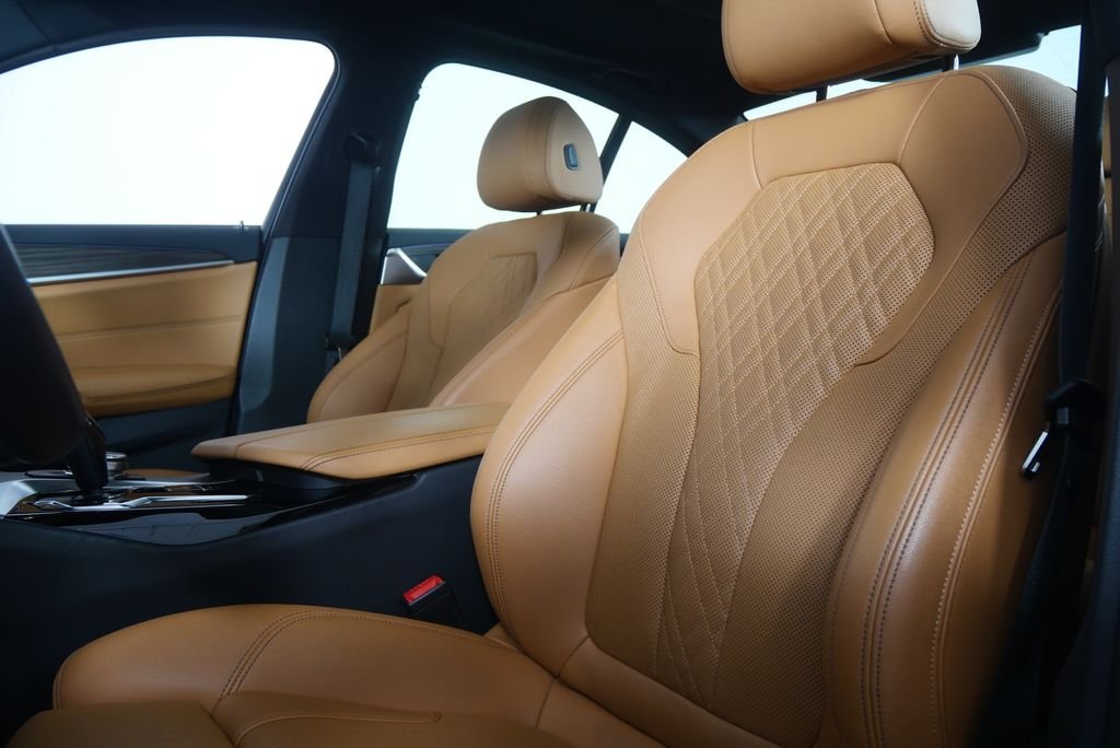 Certified Used 2023 Skyscraper Grey Metallic BMW 530i image 10