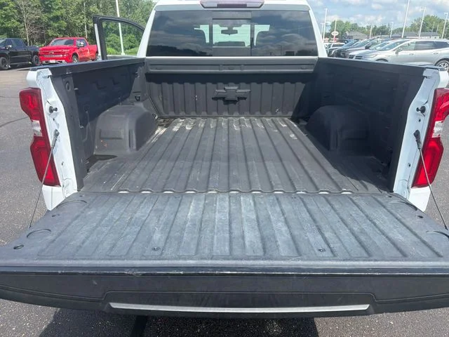 Used 2019 White Chevrolet LT Trail Boss image 28