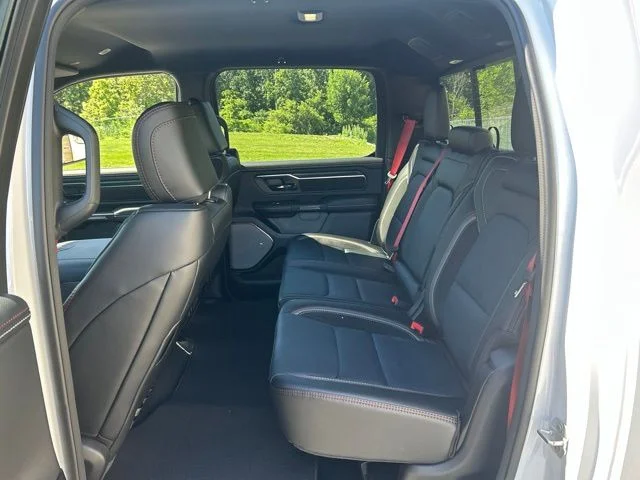New 2026 Bright White Clear-Coat Exterior Paint RAM LARAMIE image 37