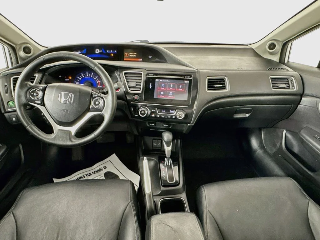 Used 2014 White Honda EX-L image 27