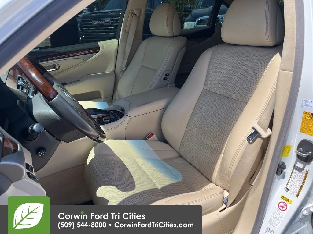 Used 2014 Starfire Pearl Lexus 460 L image 5