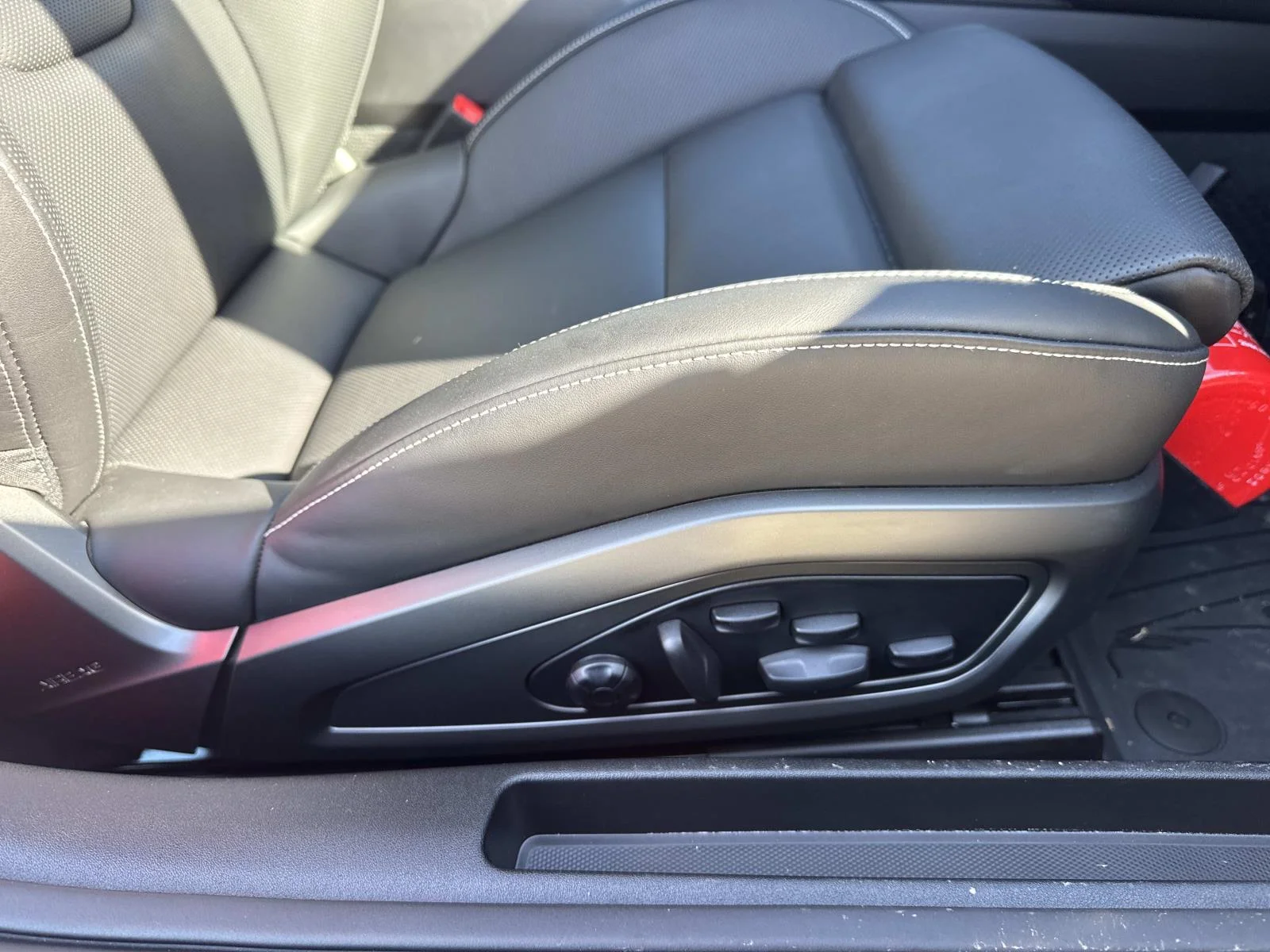 Used 2025 Silver Porsche Carrera S Coupe image 11