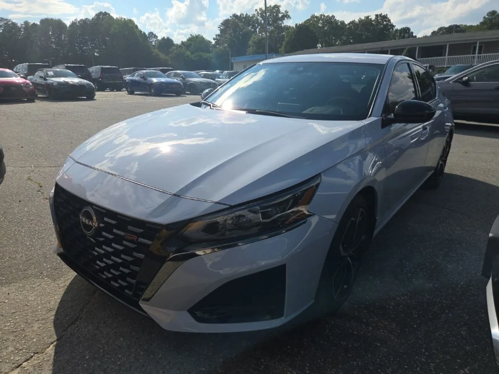 Used 2024 Gray Nissan 2.5 SR image 1