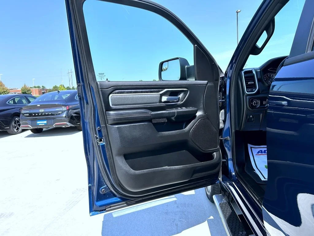 Used 2023 Blue Ram Big Horn/Lone Star image 10