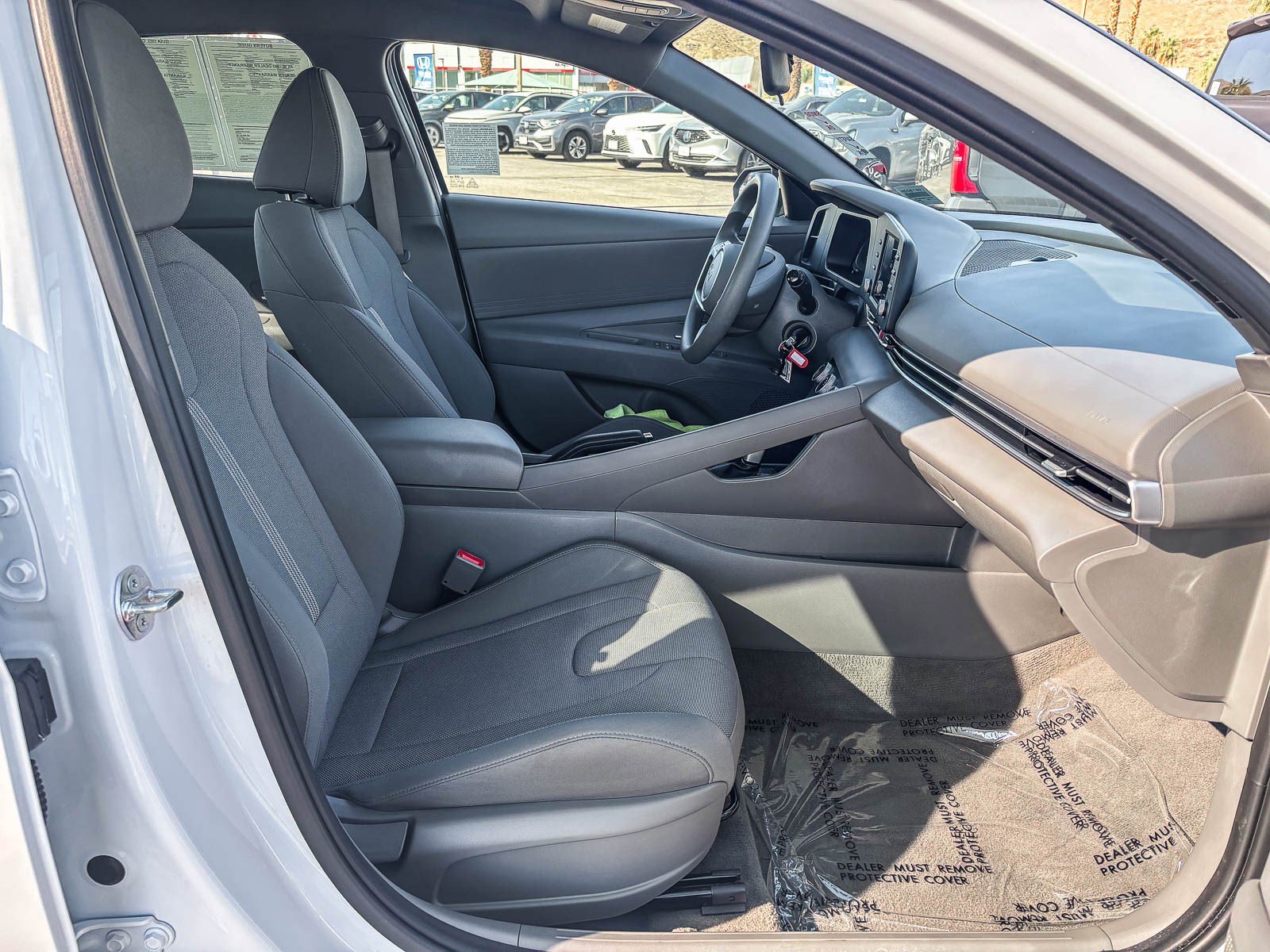 Used 2025 Serenity White Hyundai SE image 19