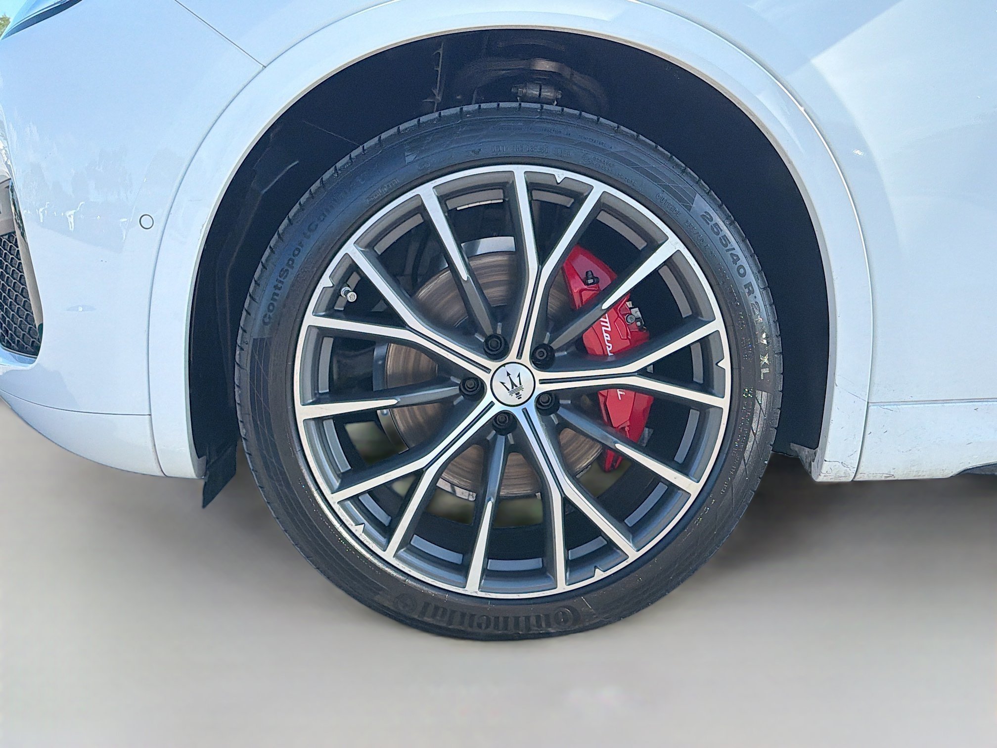 Used 2023 Bianco Maserati Modena image 43