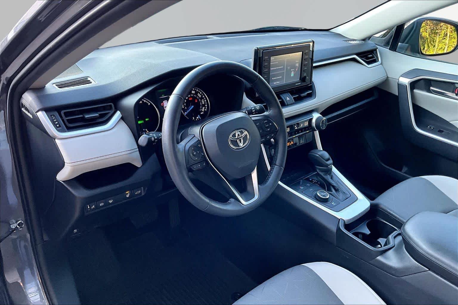 Used 2021 Magnetic Gray Metallic Toyota Hybrid XLE image 18