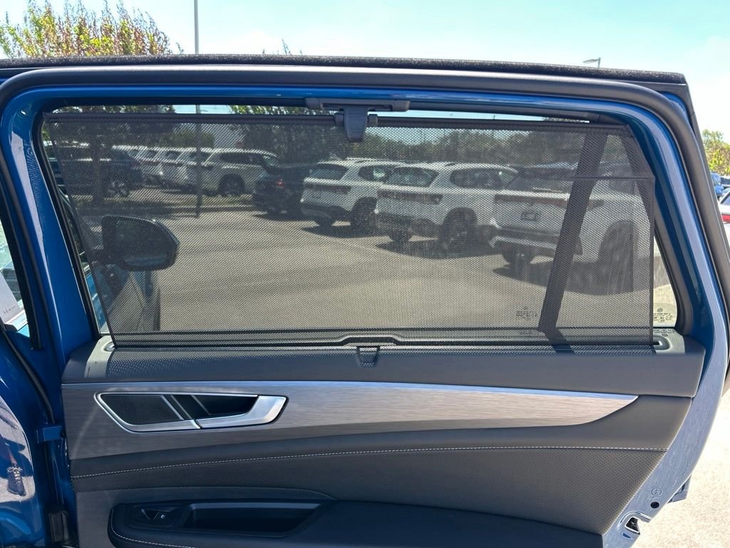 New 2026 Blue Volkswagen 2.0T SE w/Technology image 49