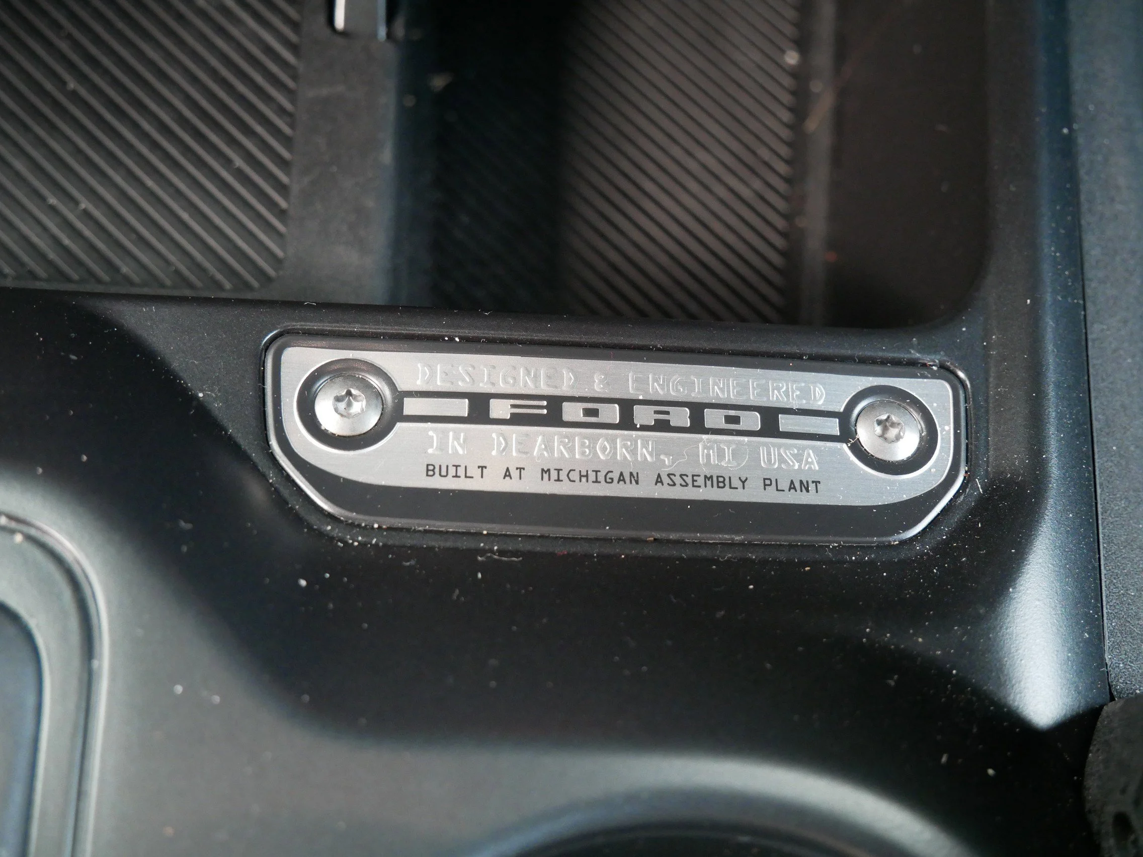 New 2025 Azure Gray Metallic Ford Badlands image 31