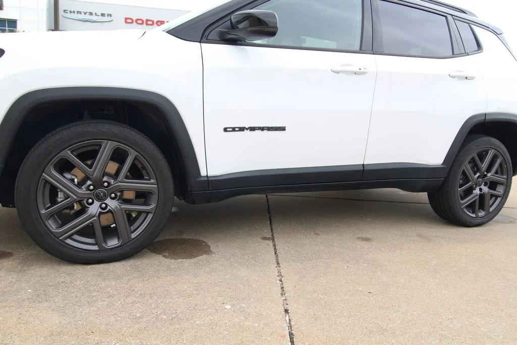 Used 2026 White Jeep Limited image 10
