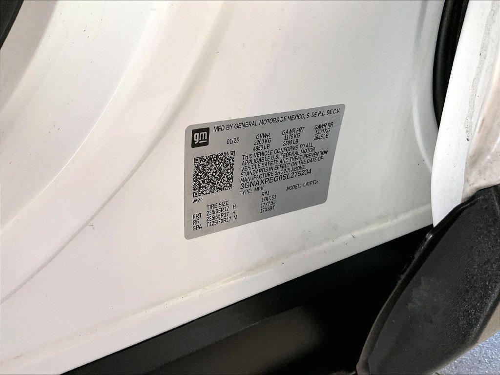 Used 2025 White Chevrolet LT image 35